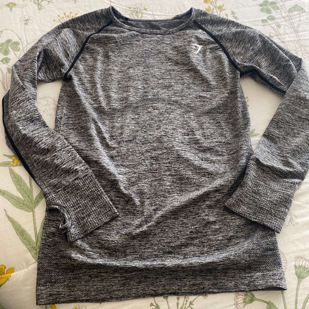 Gymshark long sleeve top L